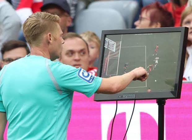 The impact VAR on Referees 