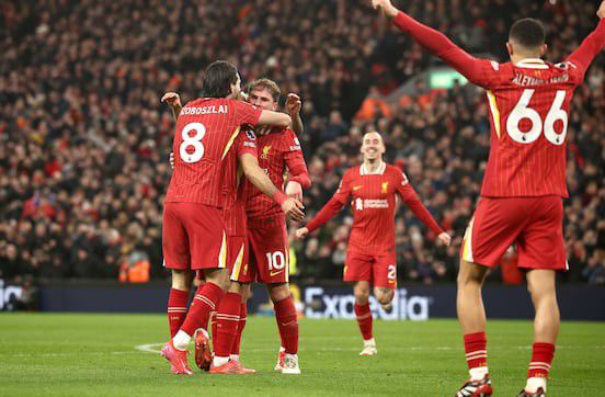 Liverpool move close on winning Premier League